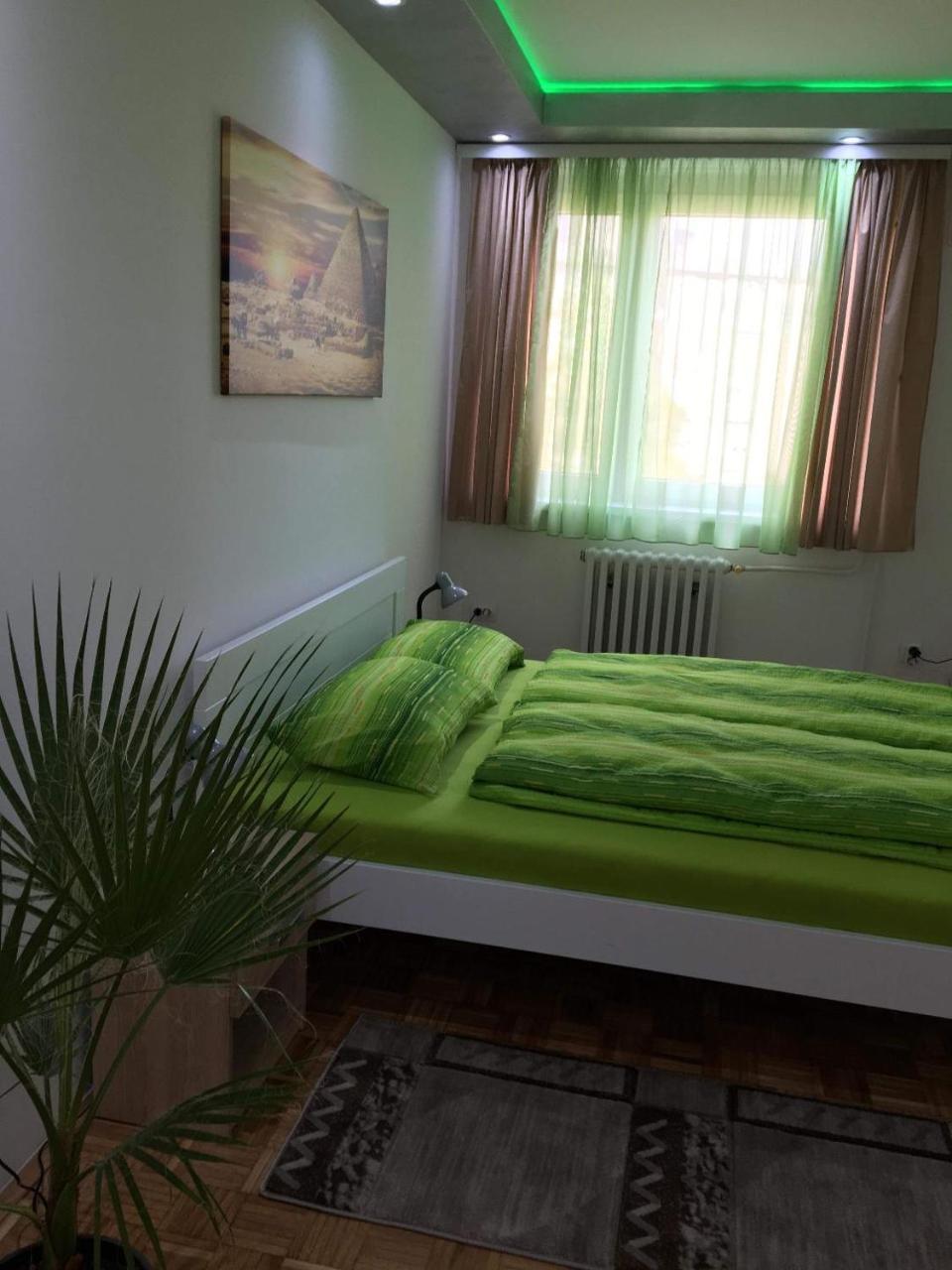 Green Dreams Novi Sad Bagian luar foto